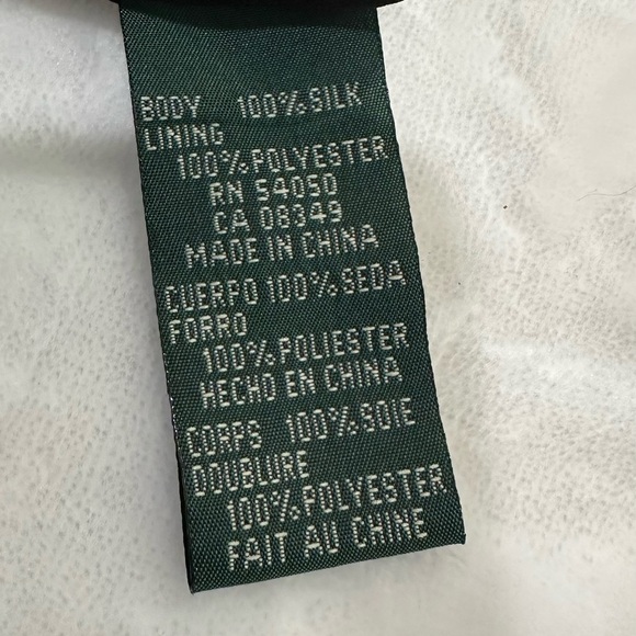 Lauren Ralph Lauren 100% Silk  Black Formal Blazer Tailored Design size 2 Petite - Picture 13 of 15